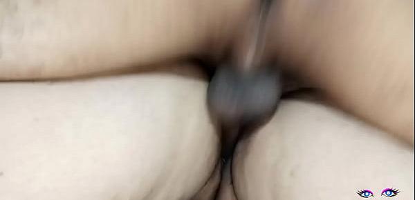  Pakistani Amateur Desi Girl ki Choot ko Choda, Nice Pussyfucking on Bed,  Hidden Camera Close up in Hindi Audio